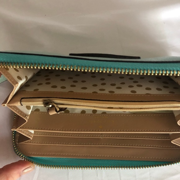 Kate Spade wallet - Picture 5 of 5